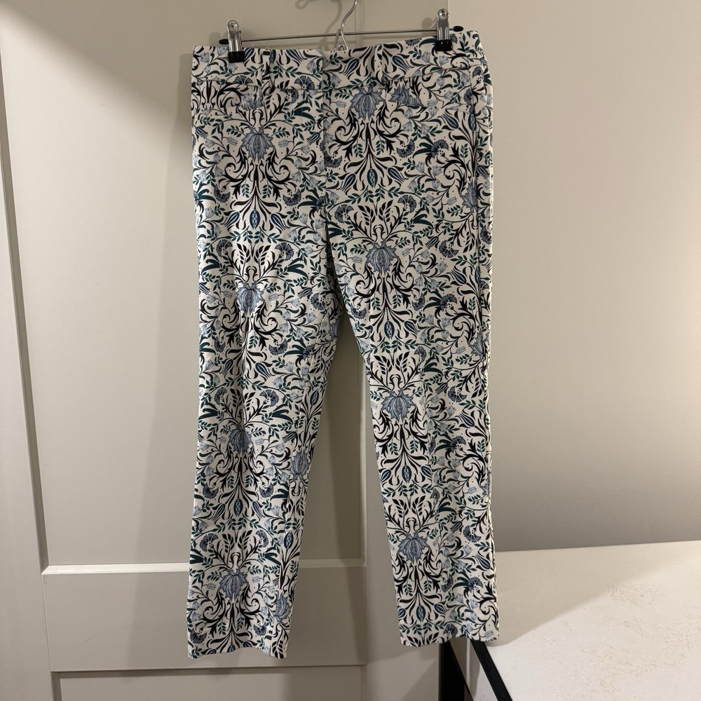 LOFT Marisa Capri Pants Women's 6 Cropped Floral Damask Ivory Blue Green Black